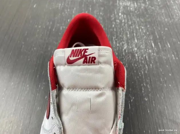 White 1 Red Retro Varsity Jordan 705329-101 Low 0606